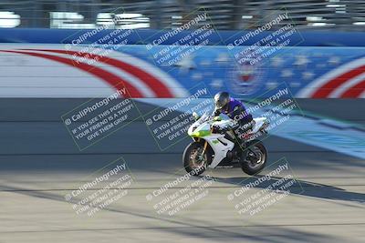 media/Nov-26-2022-Fastrack Riders (Sat) [[b001e85eef]]/Level 1/Session 1 Front Straight/